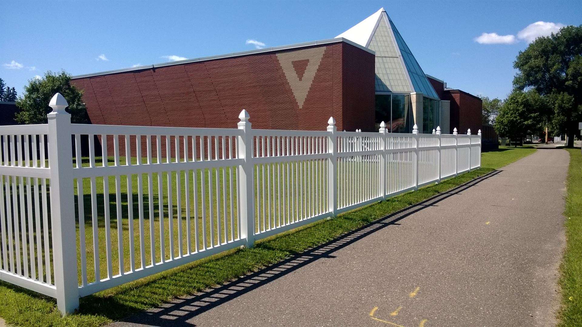 Vinyl Fence | Authority Fence & Deck | Clearwater, MN